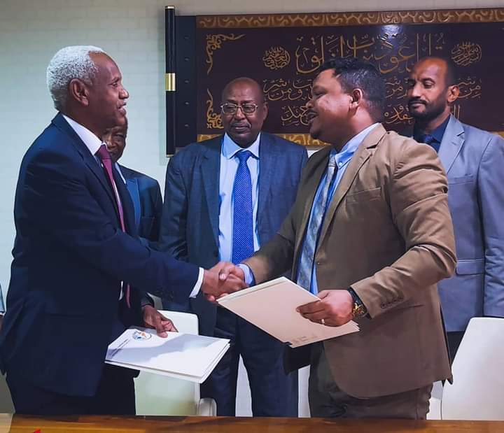 اتفاق بين شركتي زادنا ومطارات السودان لتاهيل مطار كادوقلي