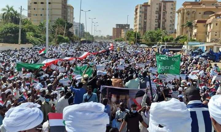 متظاهرو موكب الكرامة : سنسقط التسوية