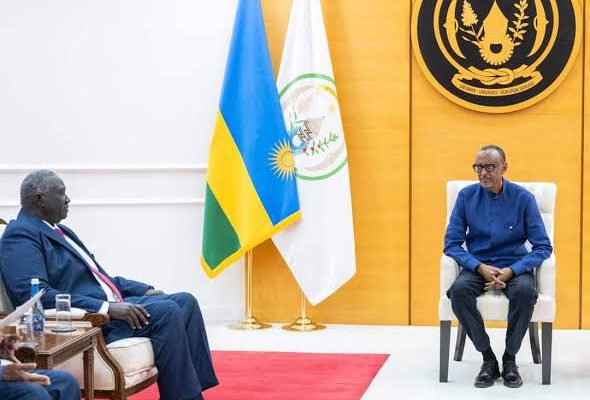 في ختام زيارة نائب الرئيس إلى رواندا                   عقار: نرحب بأي عملية سياسية تحافظ علي سيادة السودان وتكون شاملة لا تستثني أحدا